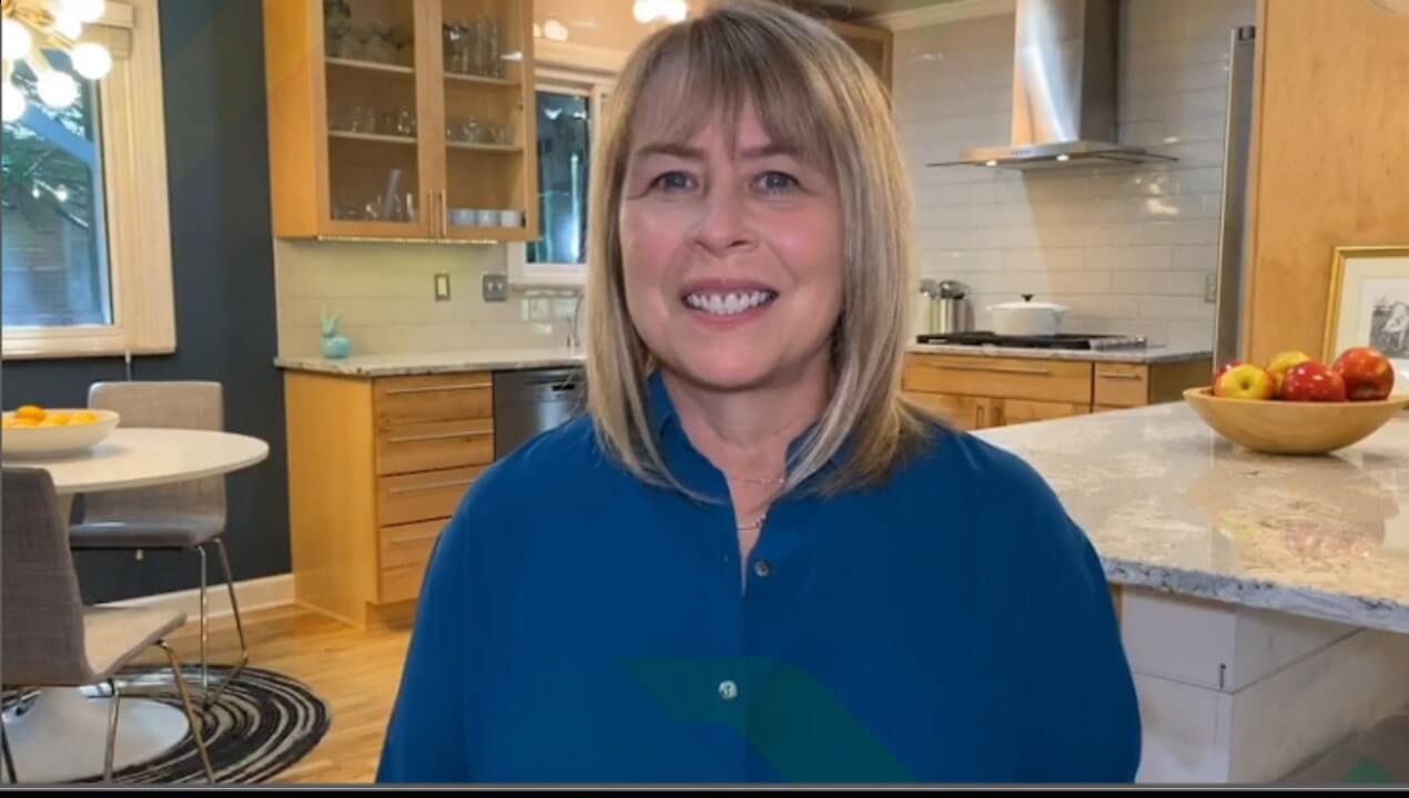 Video of Kathy's story battling nasal congestion and taking Dupixent® (dupilumab) as a treatment option for nasal polyps (CRSwNP)